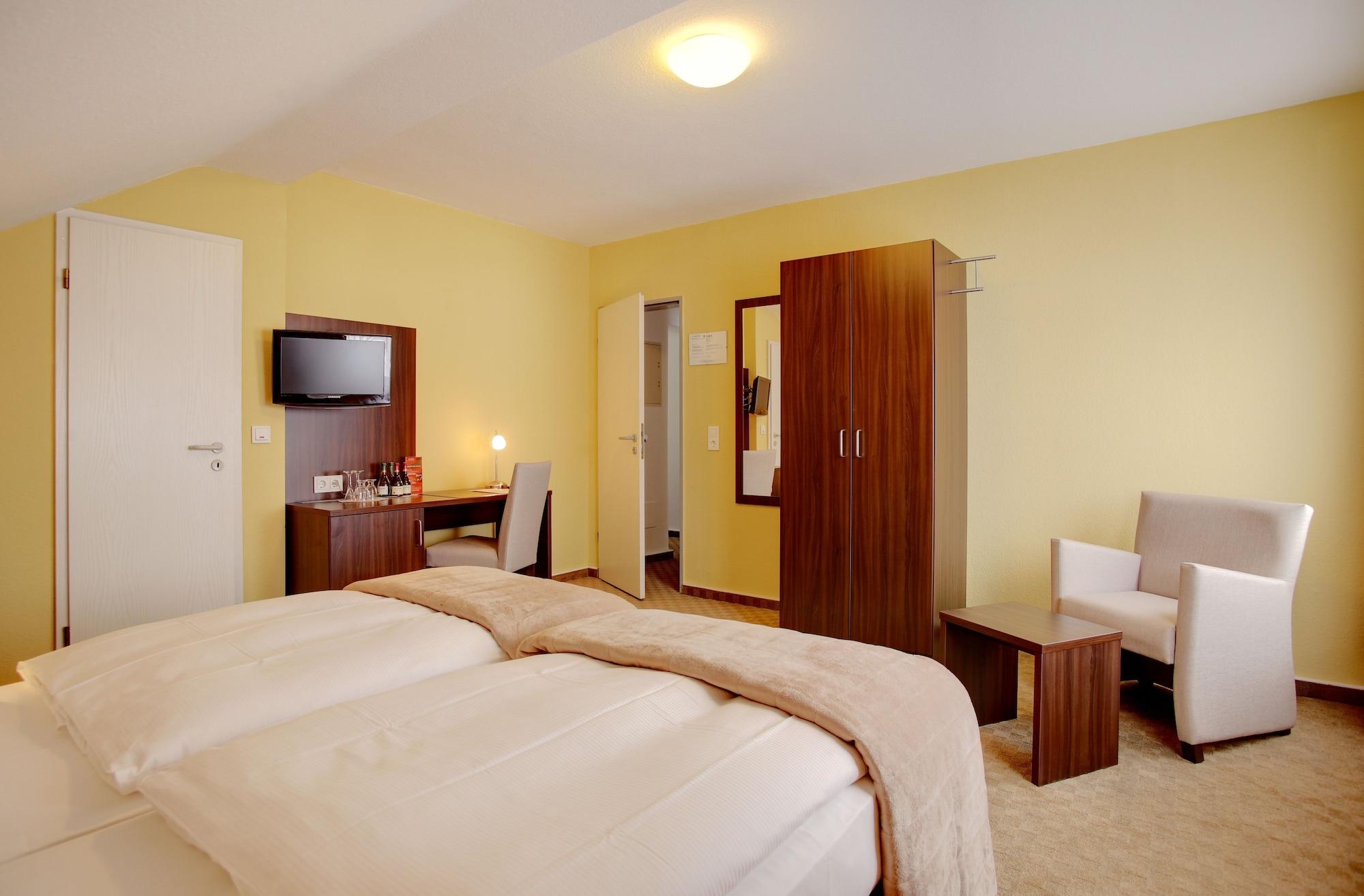 Hotel Mercedes City 본 외부 사진