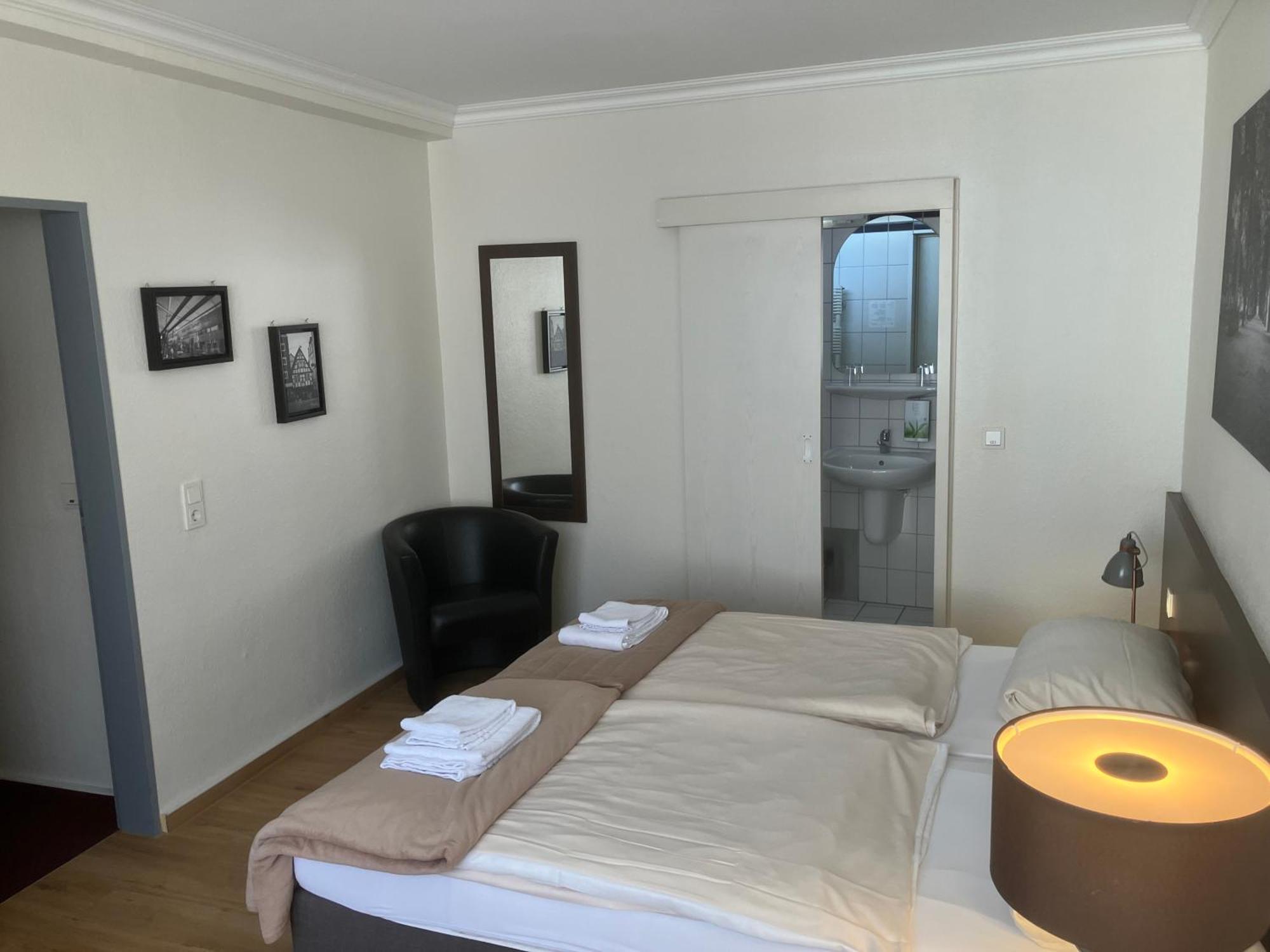 Hotel Mercedes City 본 외부 사진
